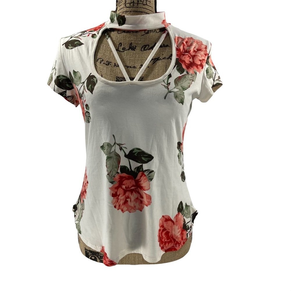 Trendy Land Women's Floral Scoop Neck Top Pink white Neck Cutouts Size Medium